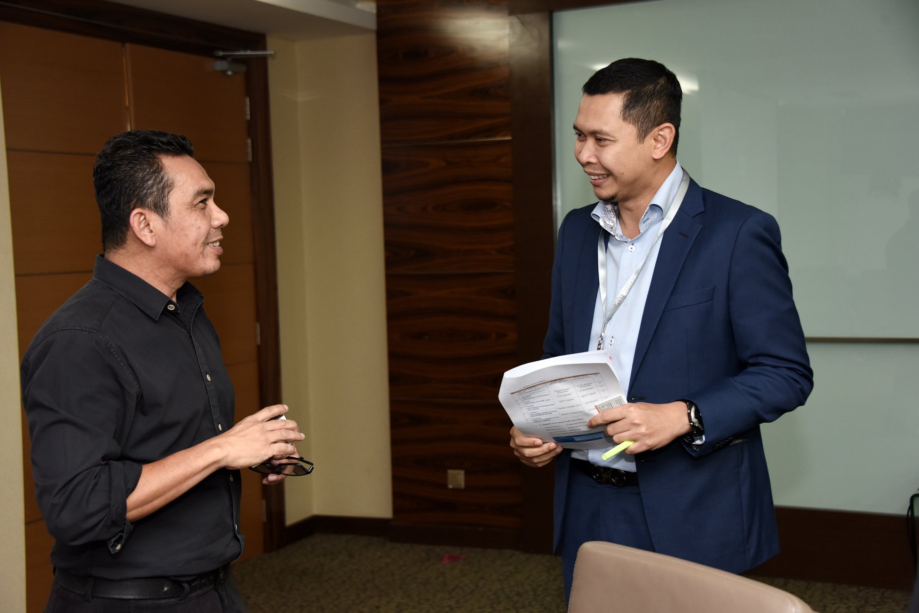 Sesi Temubual En. Aria Putera bersama New Straits Times